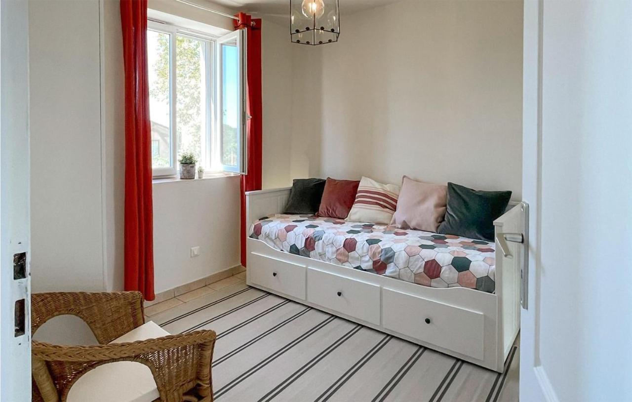 3 Bedroom Lovely Apartment In Mauleon Darmagnac Extérieur photo
